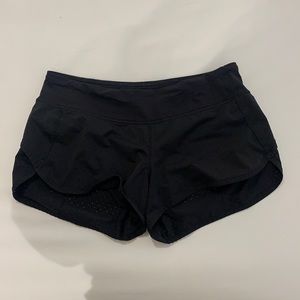 Black Lululemon Speed Up shorts